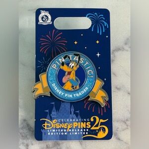 Disney Pluto PIN-TASTIC! Pin Trader 25th Anniversary LR